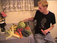 Gay Fetish Twink Jason Likes To Play With His Food